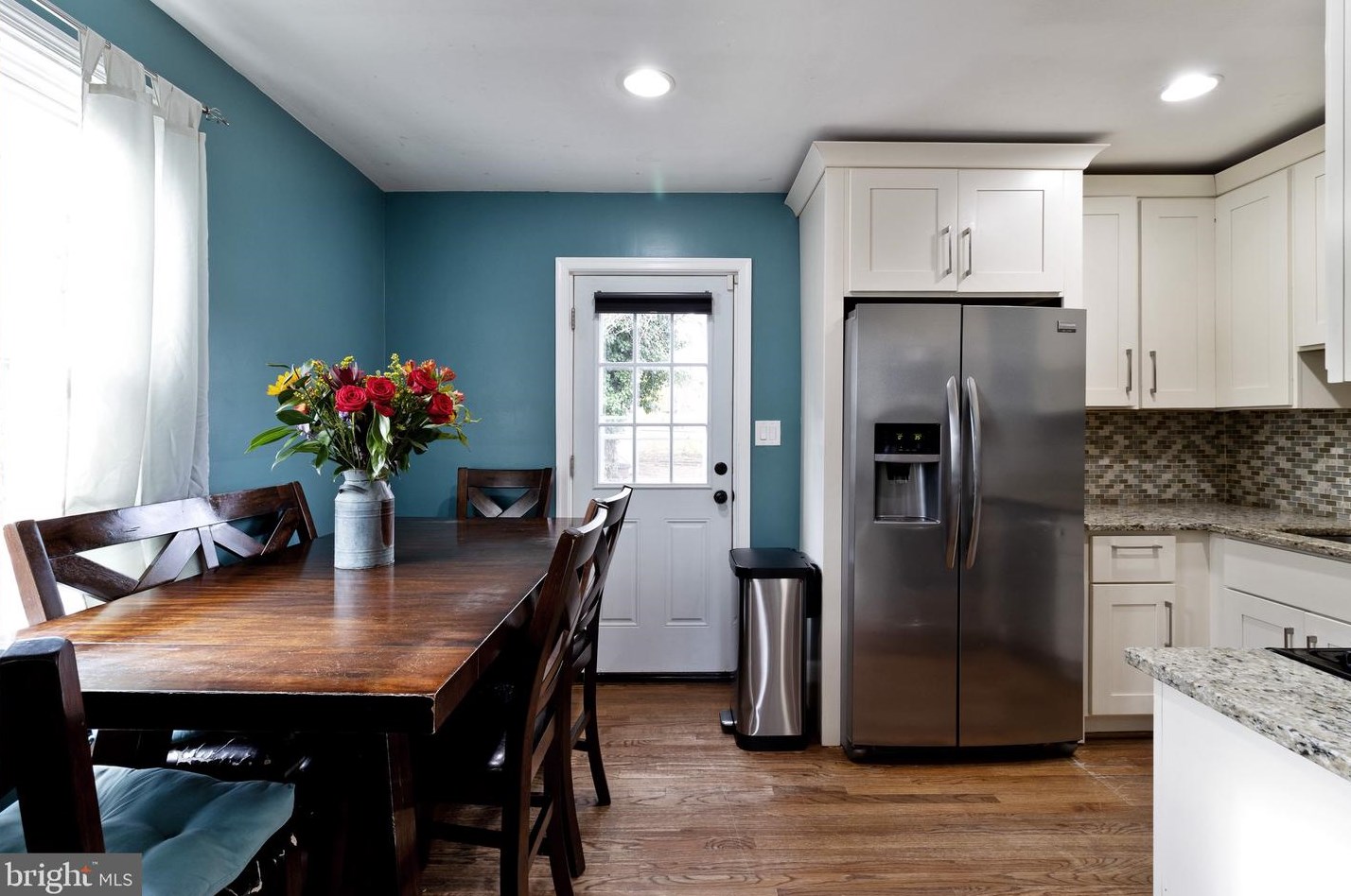 6 Greenwood Rd, Baltimore MD  21208-4704 exterior