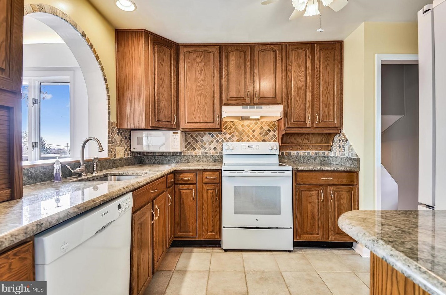 1809 Dunwoody Rd, Baltimore MD  21234-2705 exterior