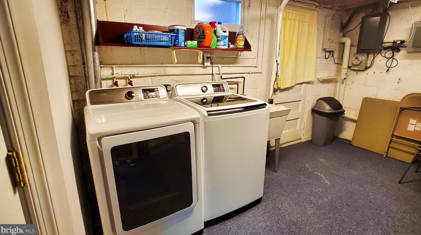 8118 Loch Raven Blvd, Baltimore MD 21286-8305 exterior