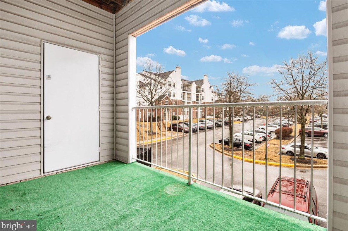 7111 Sandown Cir, Baltimore MD  21244-8132 exterior