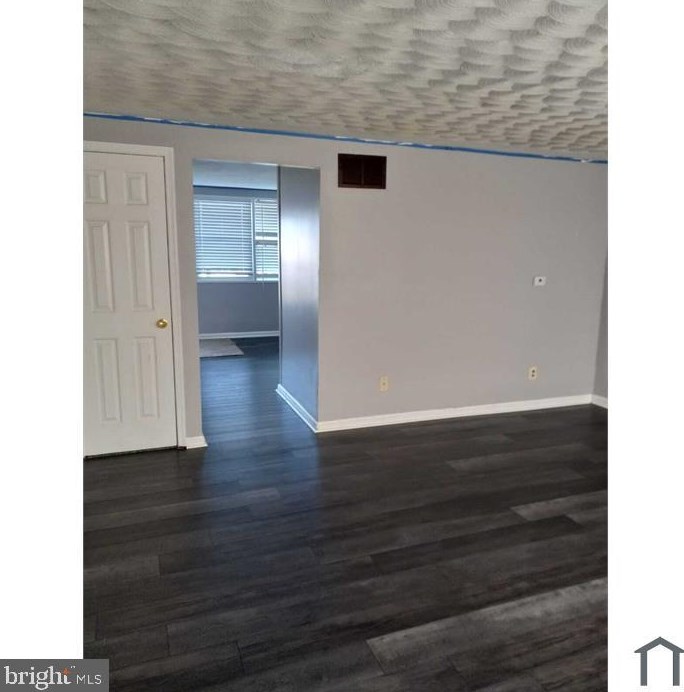 802 Regis Ct, Baltimore MD  21227-3442 exterior