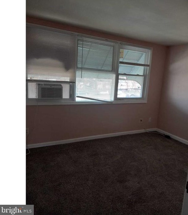 802 Regis Ct, Baltimore MD  21227-3442 exterior