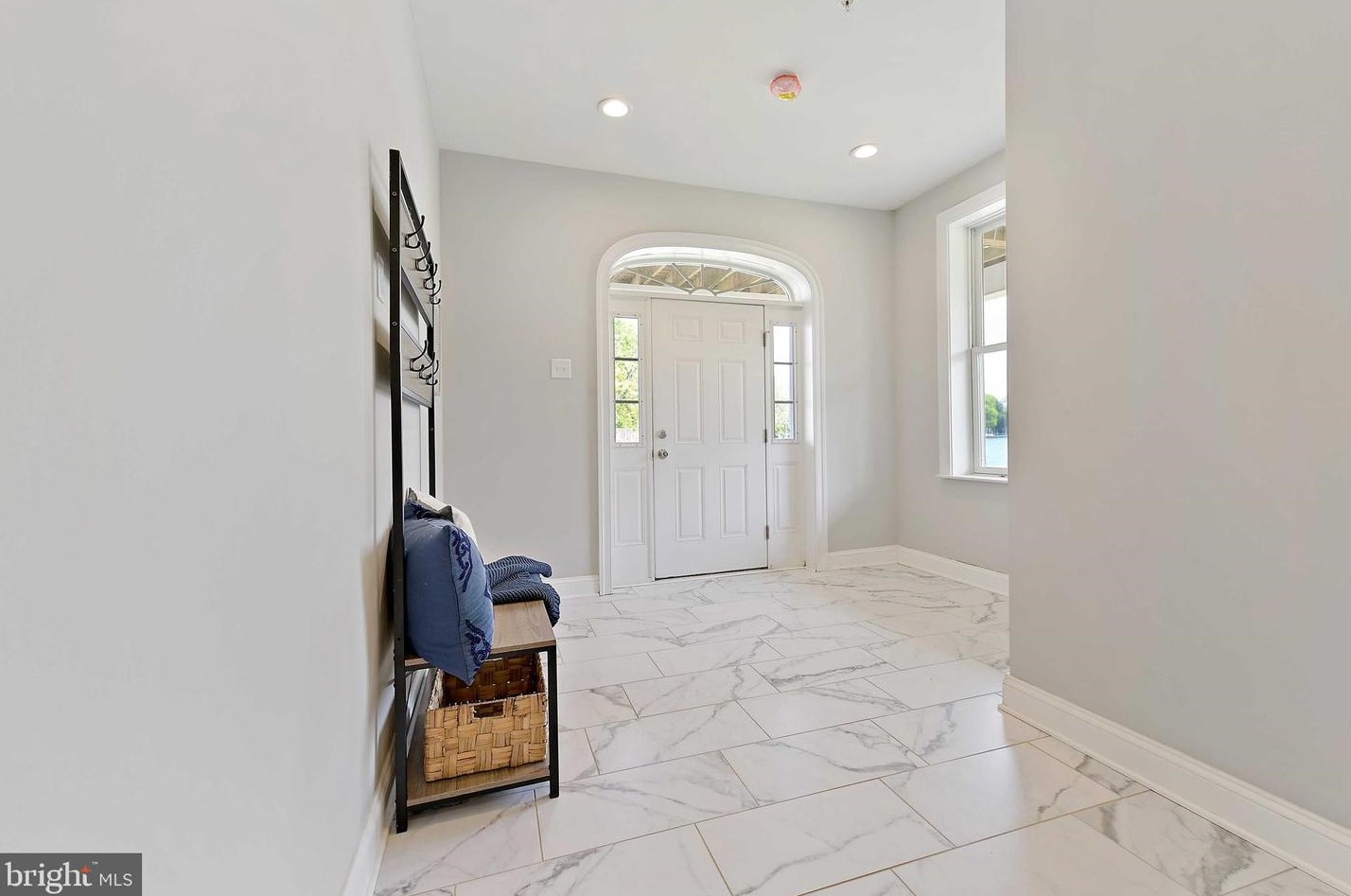 7801 Deboy Ave, Baltimore MD 21222-2719 exterior