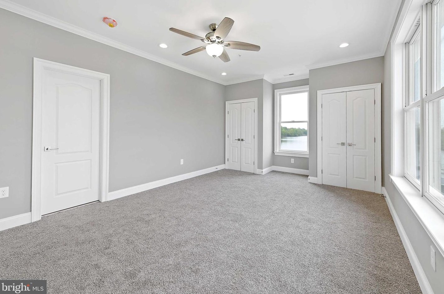 7801 Deboy Ave, Baltimore MD 21222-2719 exterior