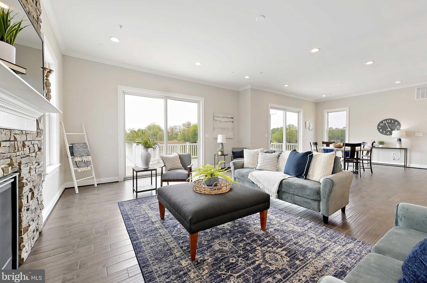 7801 Deboy Ave, Baltimore MD 21222-2719 exterior