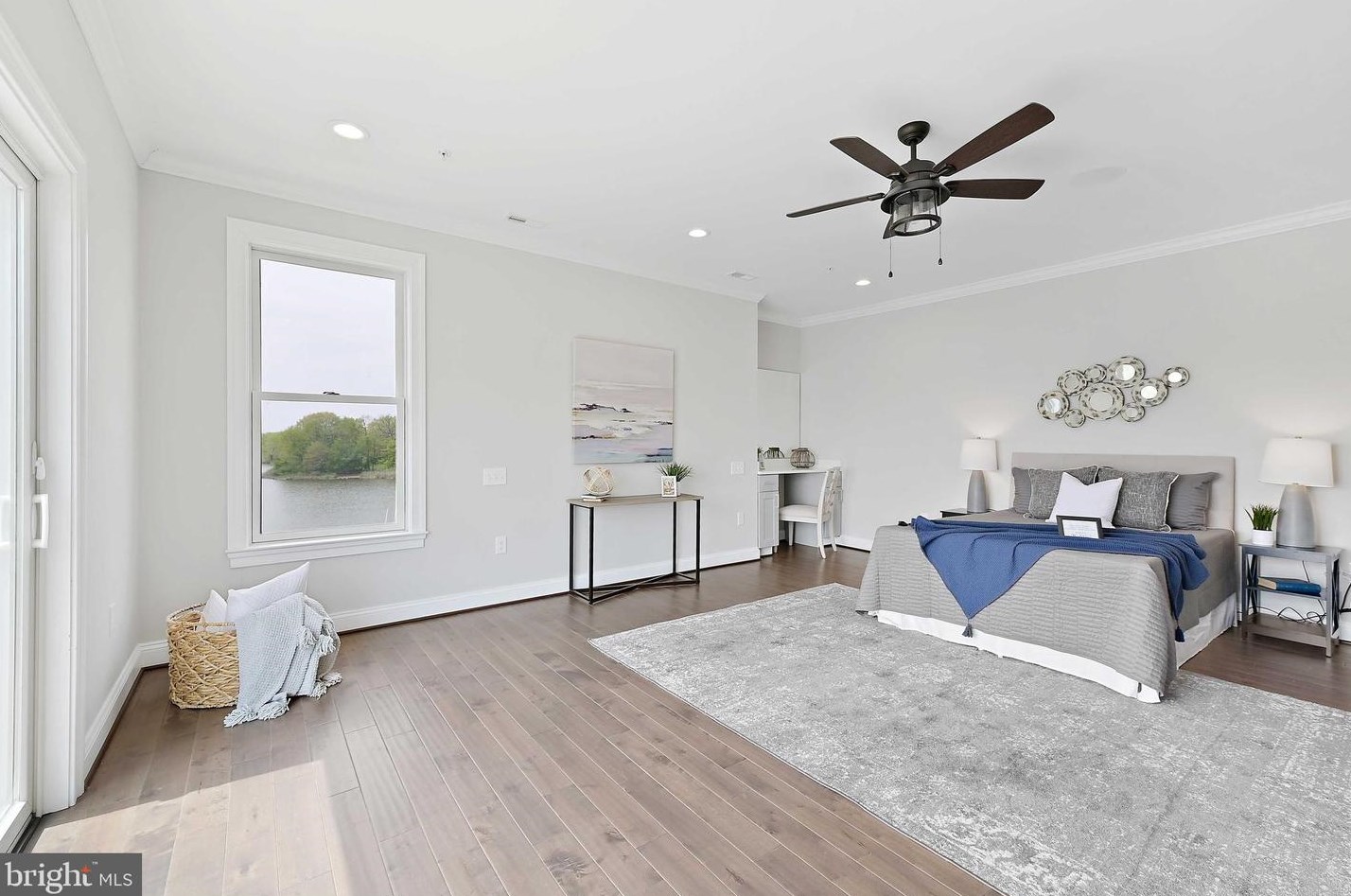 7801 Deboy Ave, Baltimore MD 21222-2719 exterior