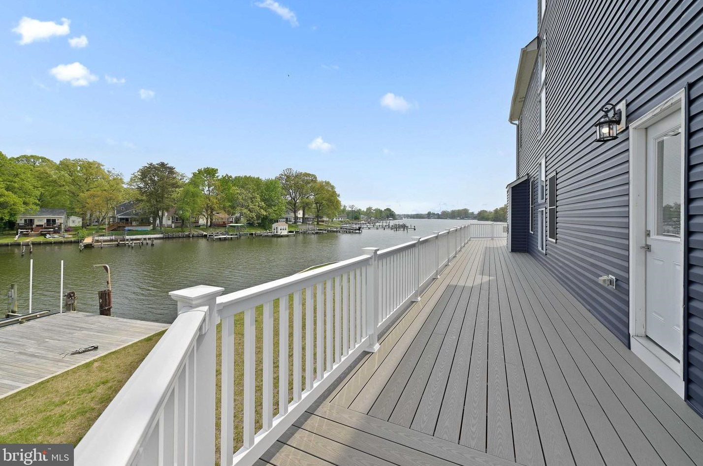 7801 Deboy Ave, Baltimore MD 21222-2719 exterior