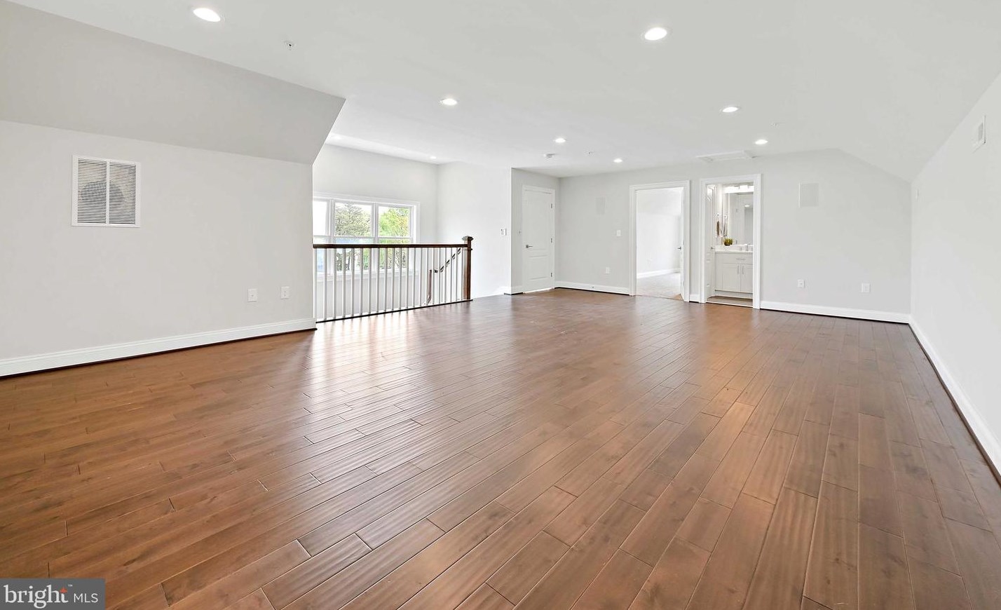 7801 Deboy Ave, Baltimore MD 21222-2719 exterior