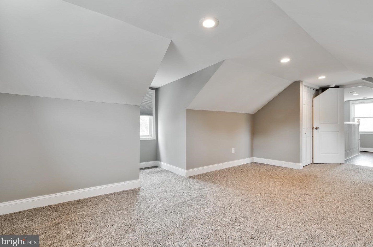 610 Meyers Dr, Baltimore MD  21228-4105 exterior