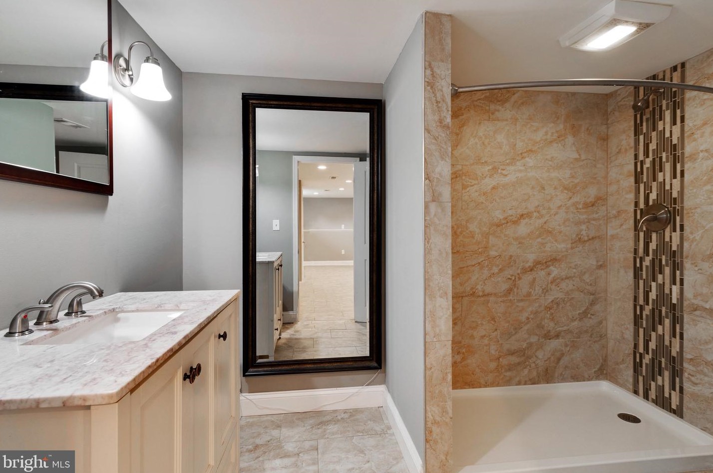 610 Meyers Dr, Baltimore MD  21228-4105 exterior