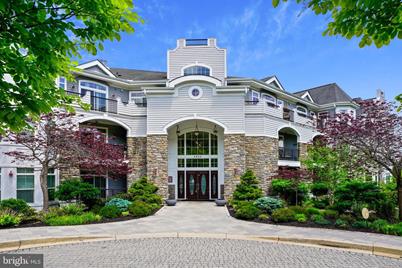 2900 Stone Cliff Drive #204 - Photo 1