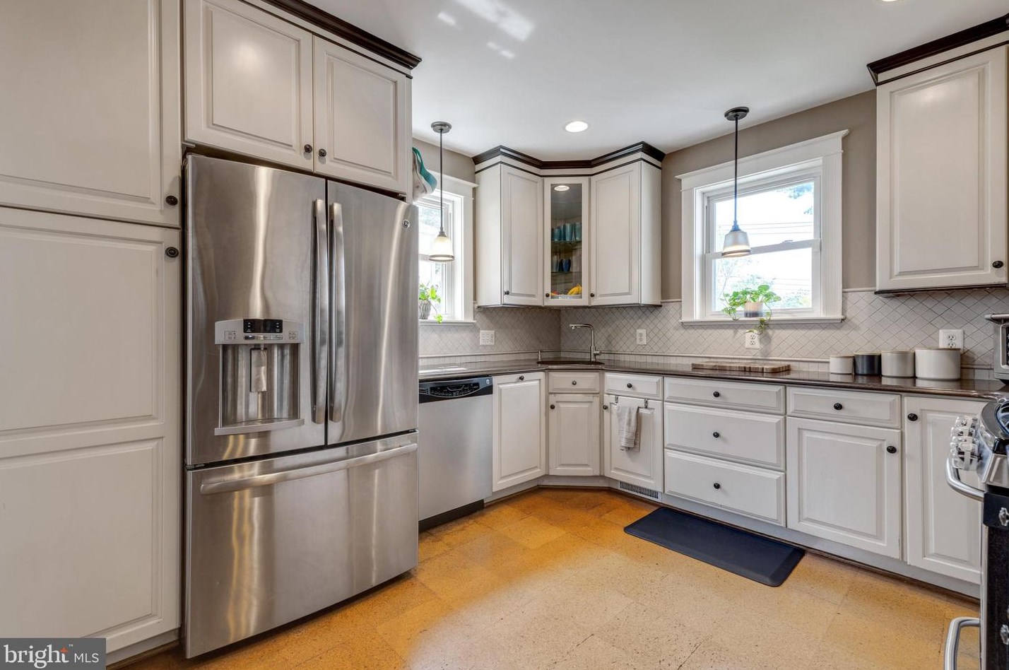 621 Anneslie Rd, Baltimore MD 21212-2002 exterior