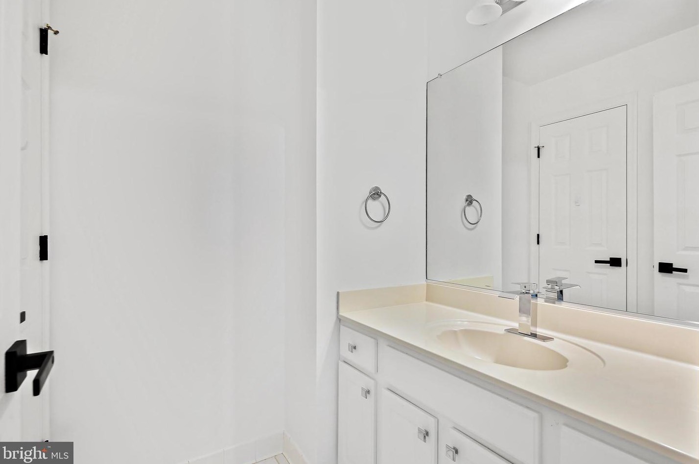 3 Hambleton Ct, Baltimore MD  21208-3333 exterior