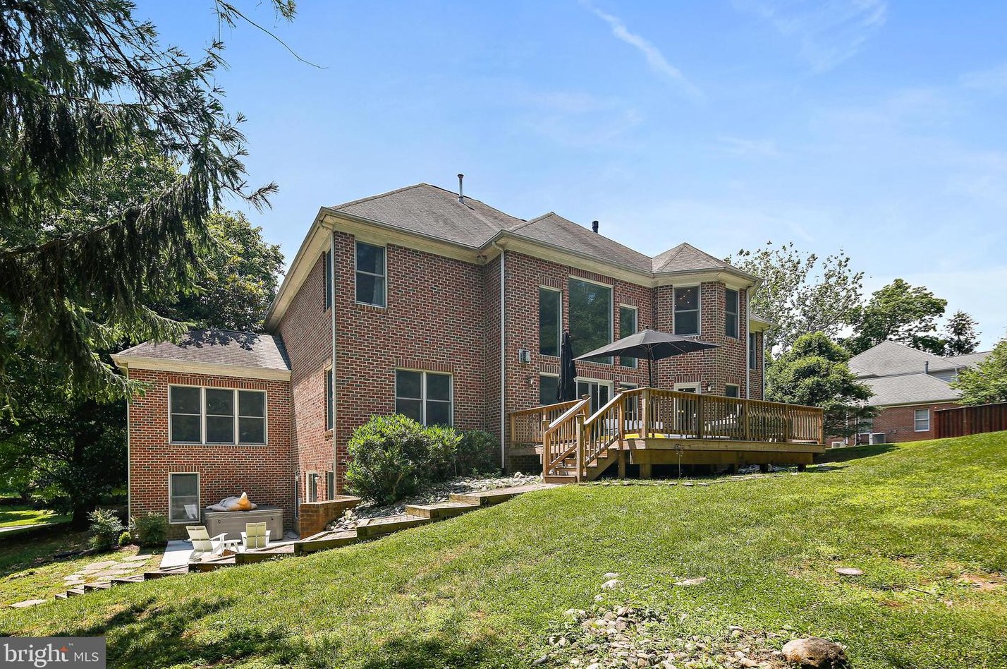 3 Hambleton Ct, Baltimore MD  21208-3333 exterior