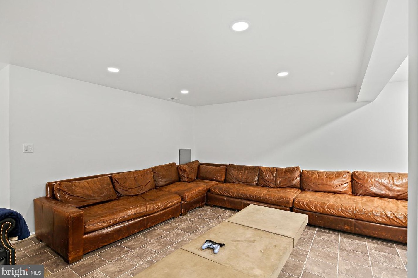 3 Hambleton Ct, Baltimore MD  21208-3333 exterior