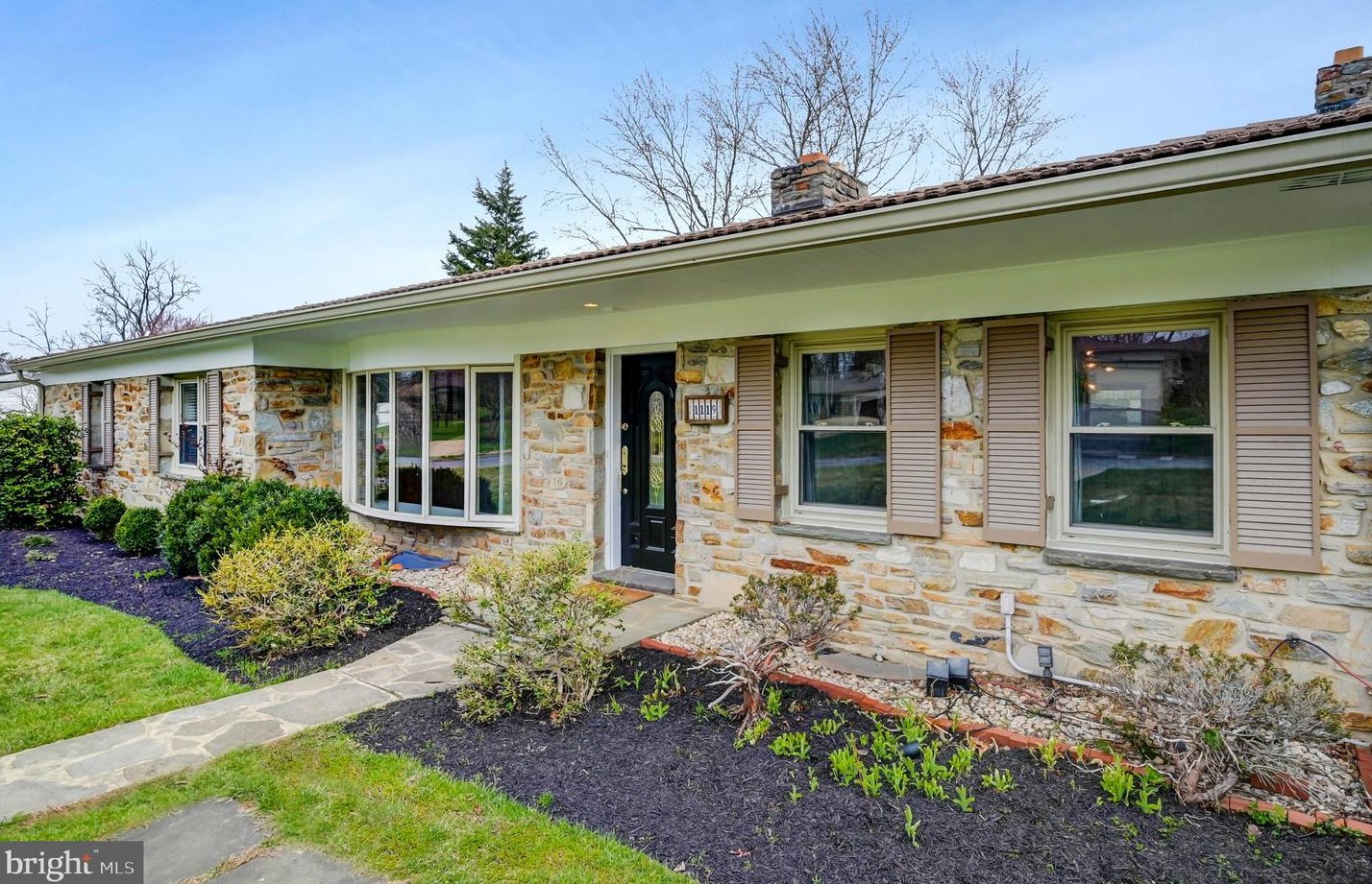 1119 Gypsy Ln, Baltimore MD  21286-1406 exterior