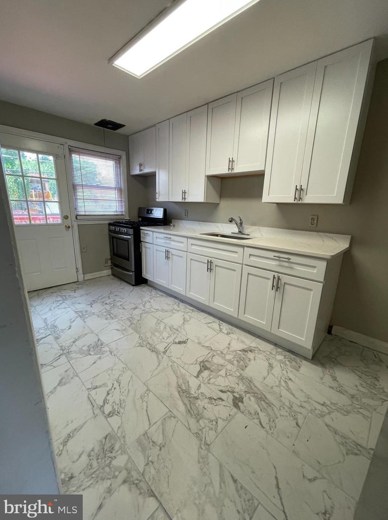 1458 Langford Rd, Baltimore MD  21207-4877 exterior