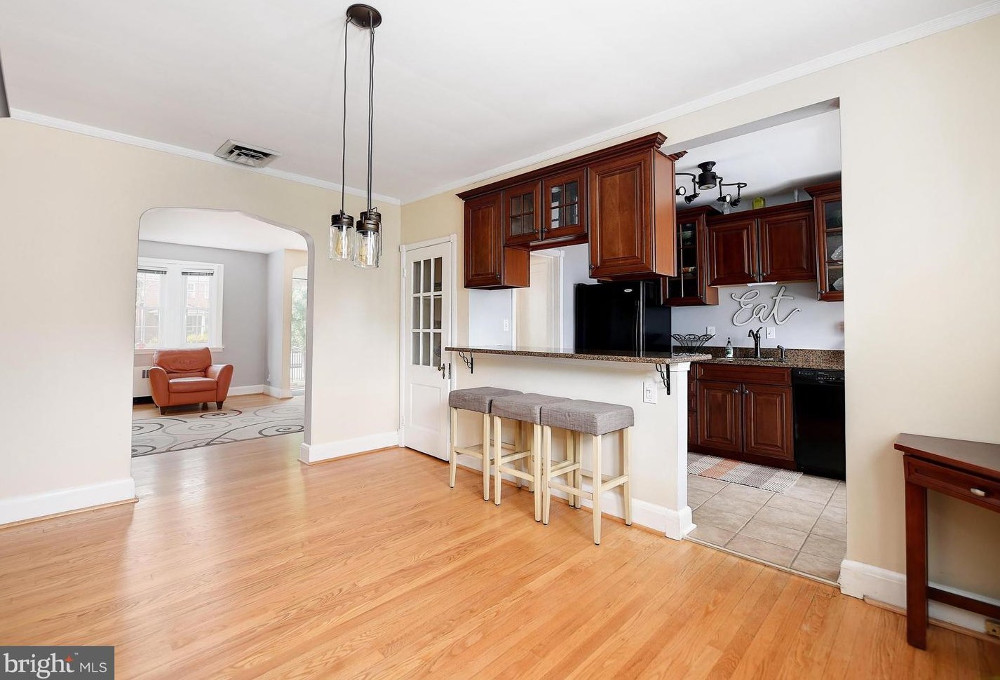 99 Dunkirk Rd, Baltimore MD  21212-1707 exterior