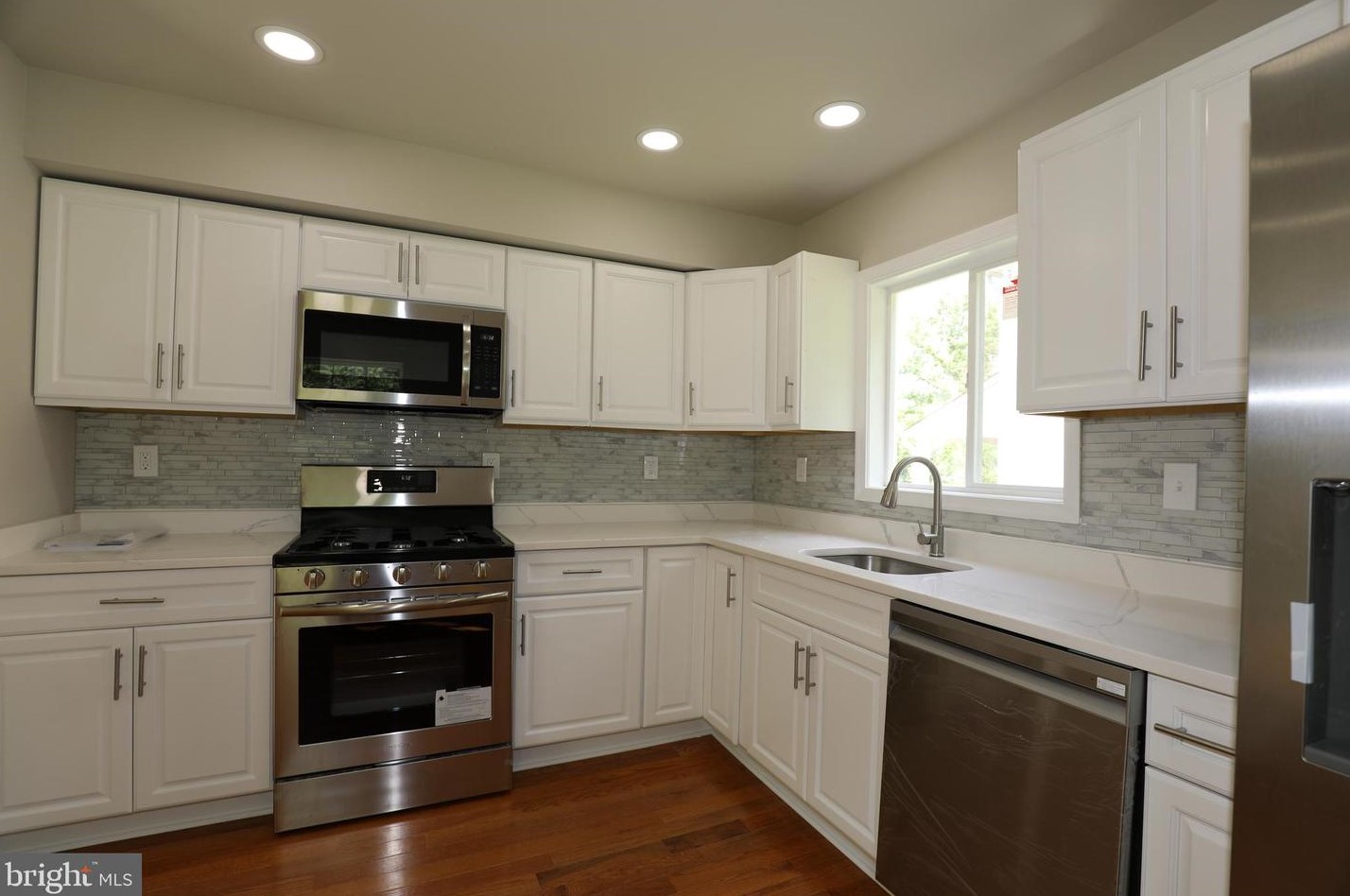 315 Oella Ave, Baltimore MD  21228-5417 exterior