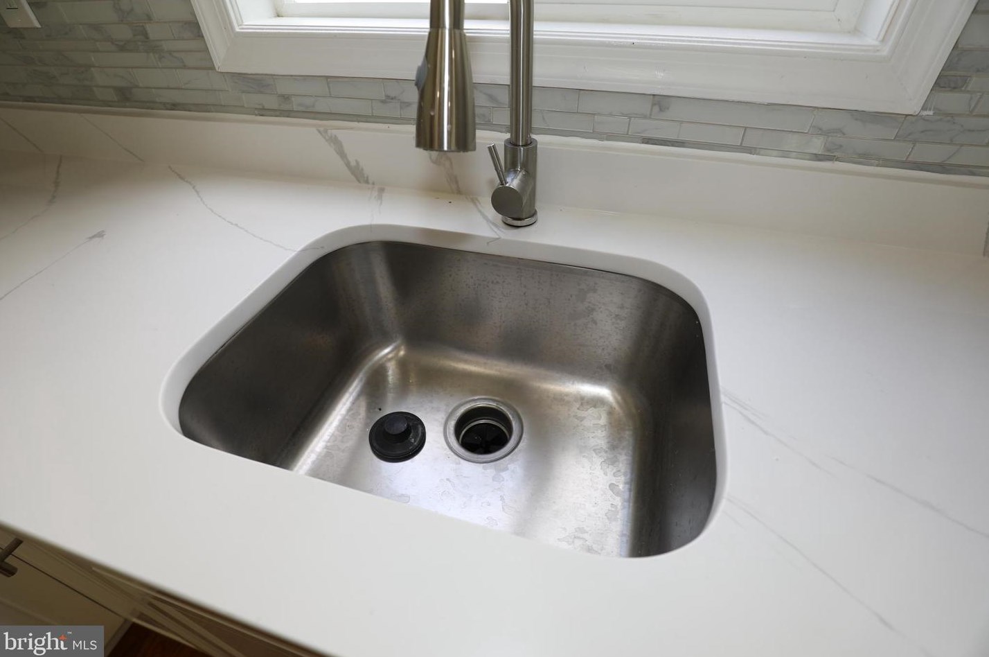 315 Oella Ave, Baltimore MD  21228-5417 exterior