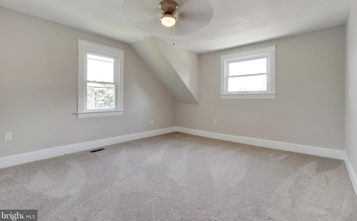 615 Plymouth Rd, Baltimore MD  21229-2213 exterior