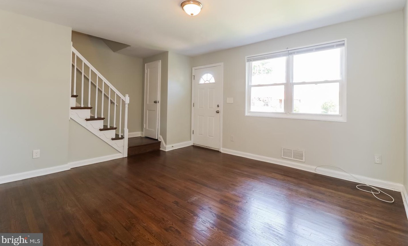 5417 Whitlock Rd, Baltimore MD  21229-1021 exterior