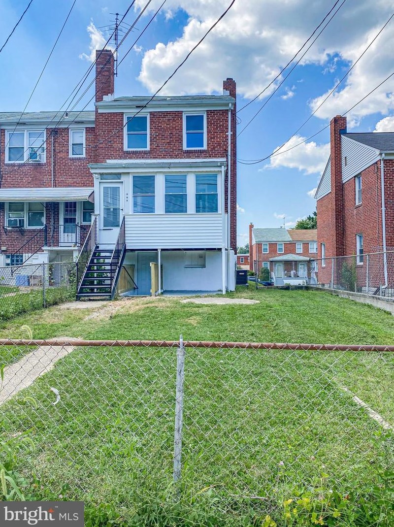 573 Welbrook Rd, Baltimore MD  21221-3410 exterior