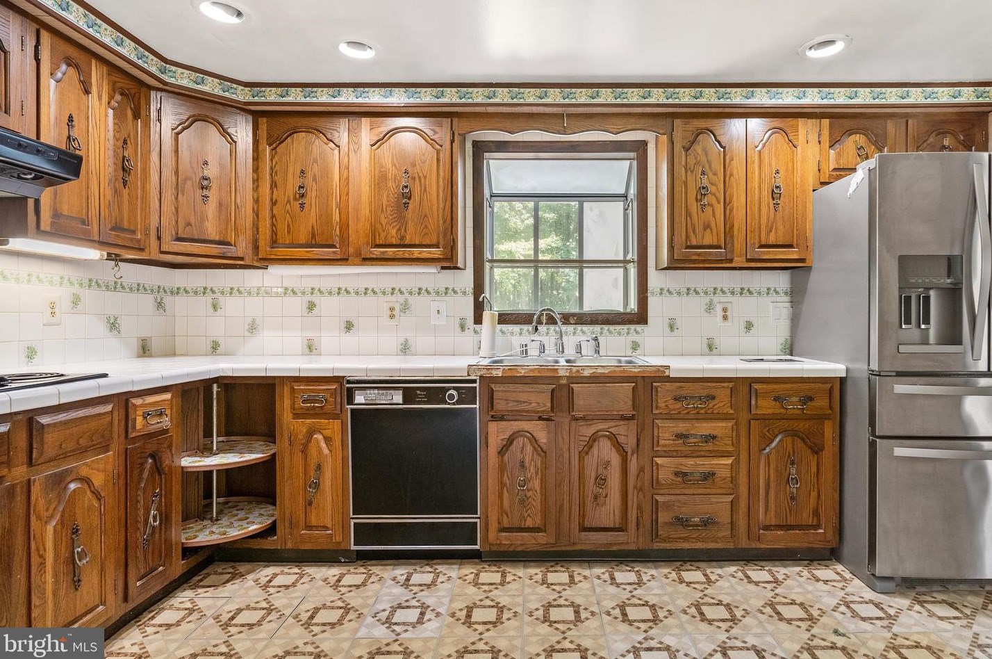 4301 Deer Park Rd, Mcdonogh Run MD  21133-1703 exterior