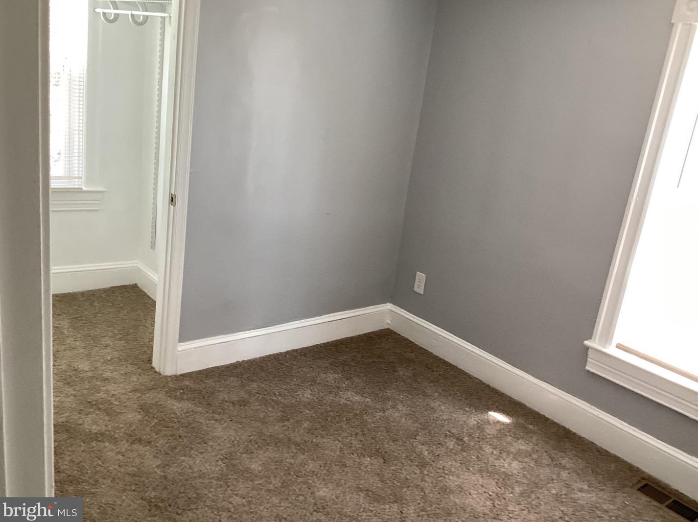 742 Edmondson Ave, Baltimore MD  21228-1439 exterior