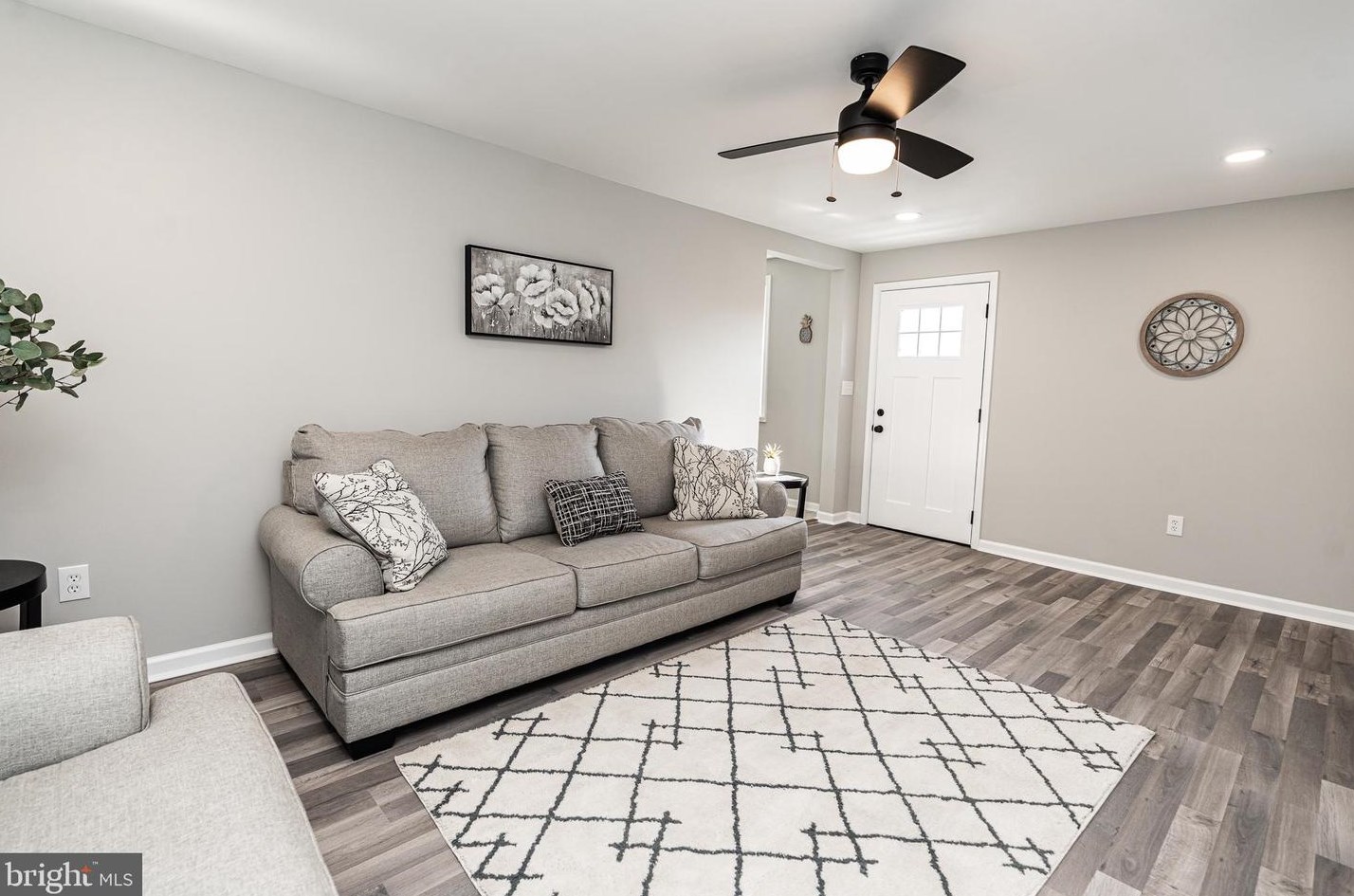 61 Avalon Ave, Baltimore MD  21222-4847 exterior