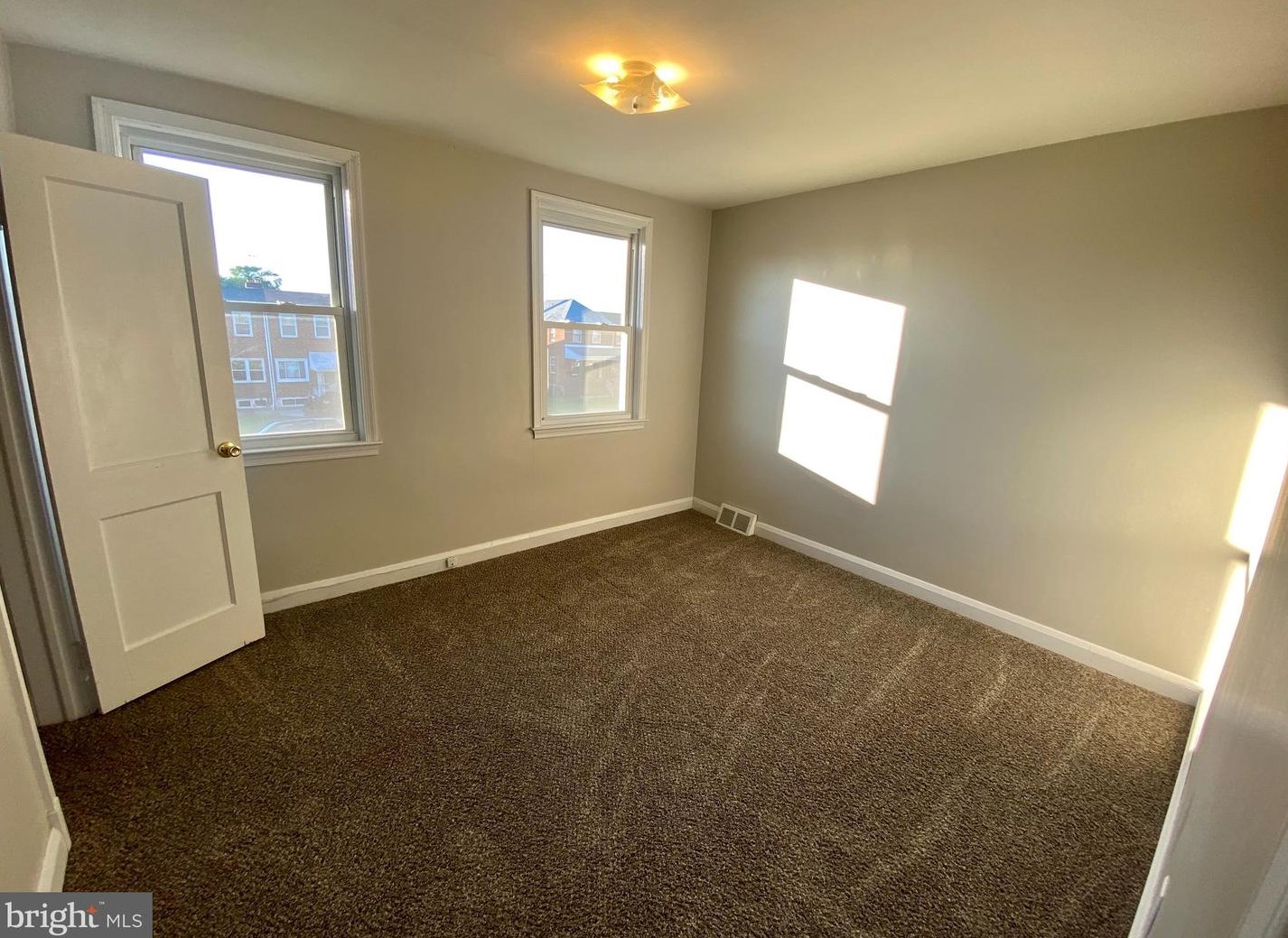 6829 Duluth Ave, Baltimore MD  21222-1111 exterior