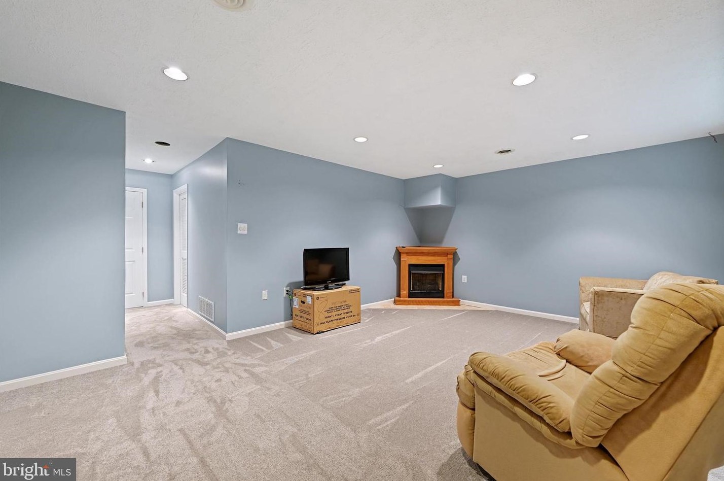 9436 Joppa Pond Rd, Baltimore MD 21234-1362 exterior