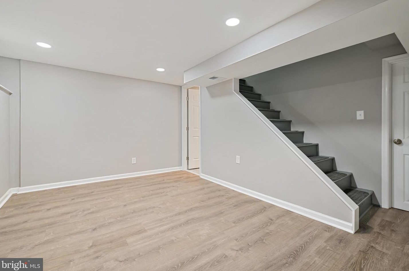 1932 Inverton Rd, Baltimore MD  21222-4755 exterior