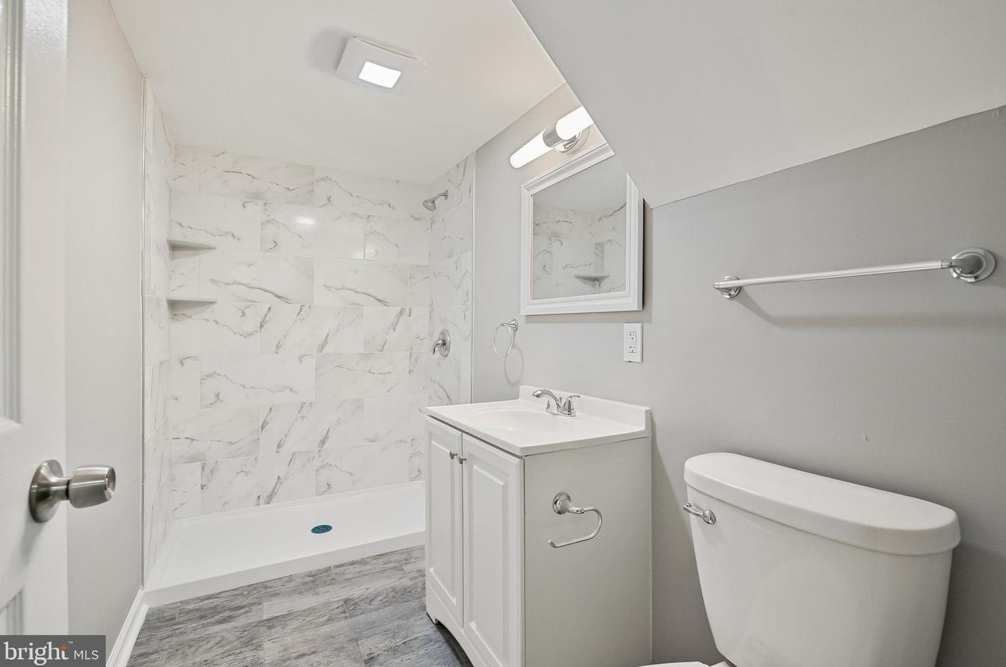 1932 Inverton Rd, Baltimore MD  21222-4755 exterior