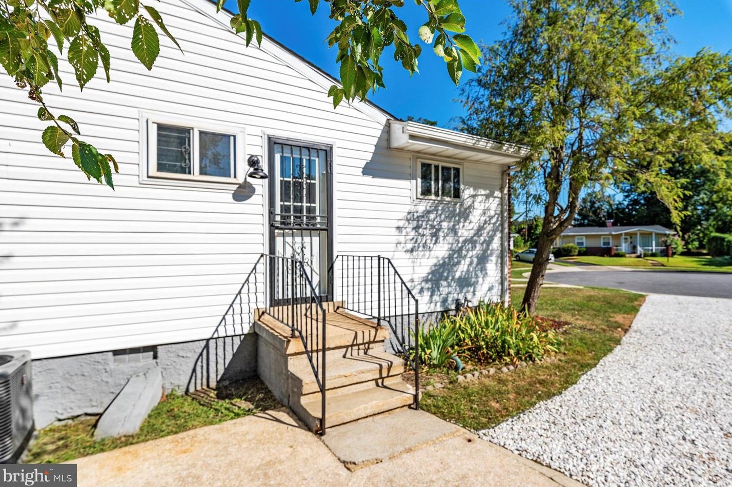 7203 Seymour Pl, Baltimore MD  exterior