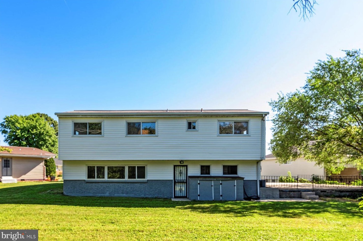 7203 Seymour Pl, Baltimore MD  exterior