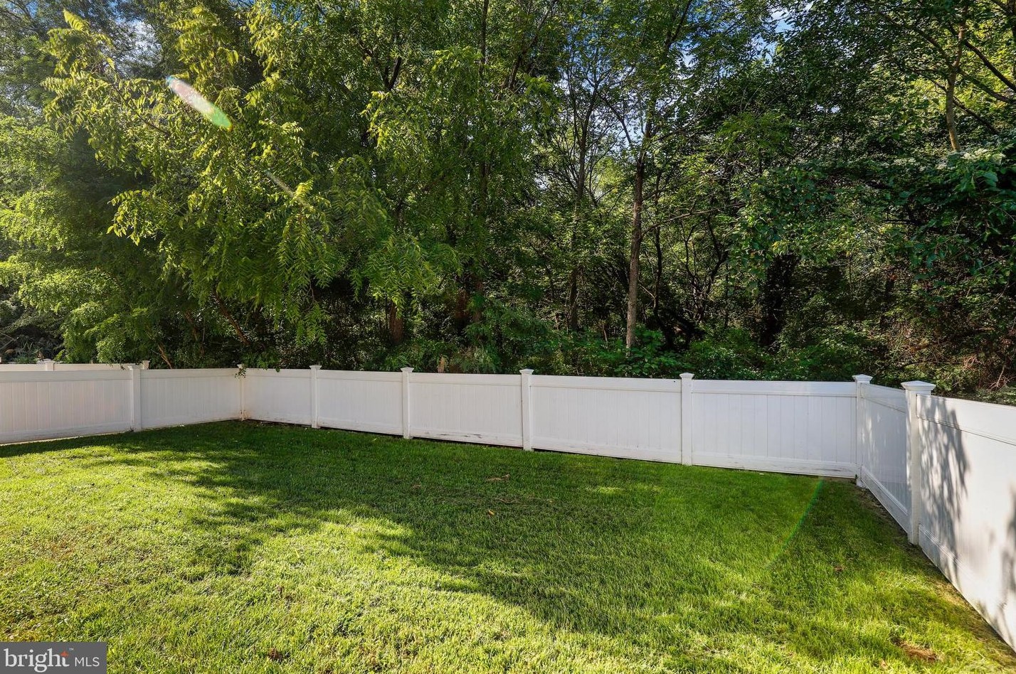 8301 Bletzer Rd, Baltimore MD 21222-2871 exterior