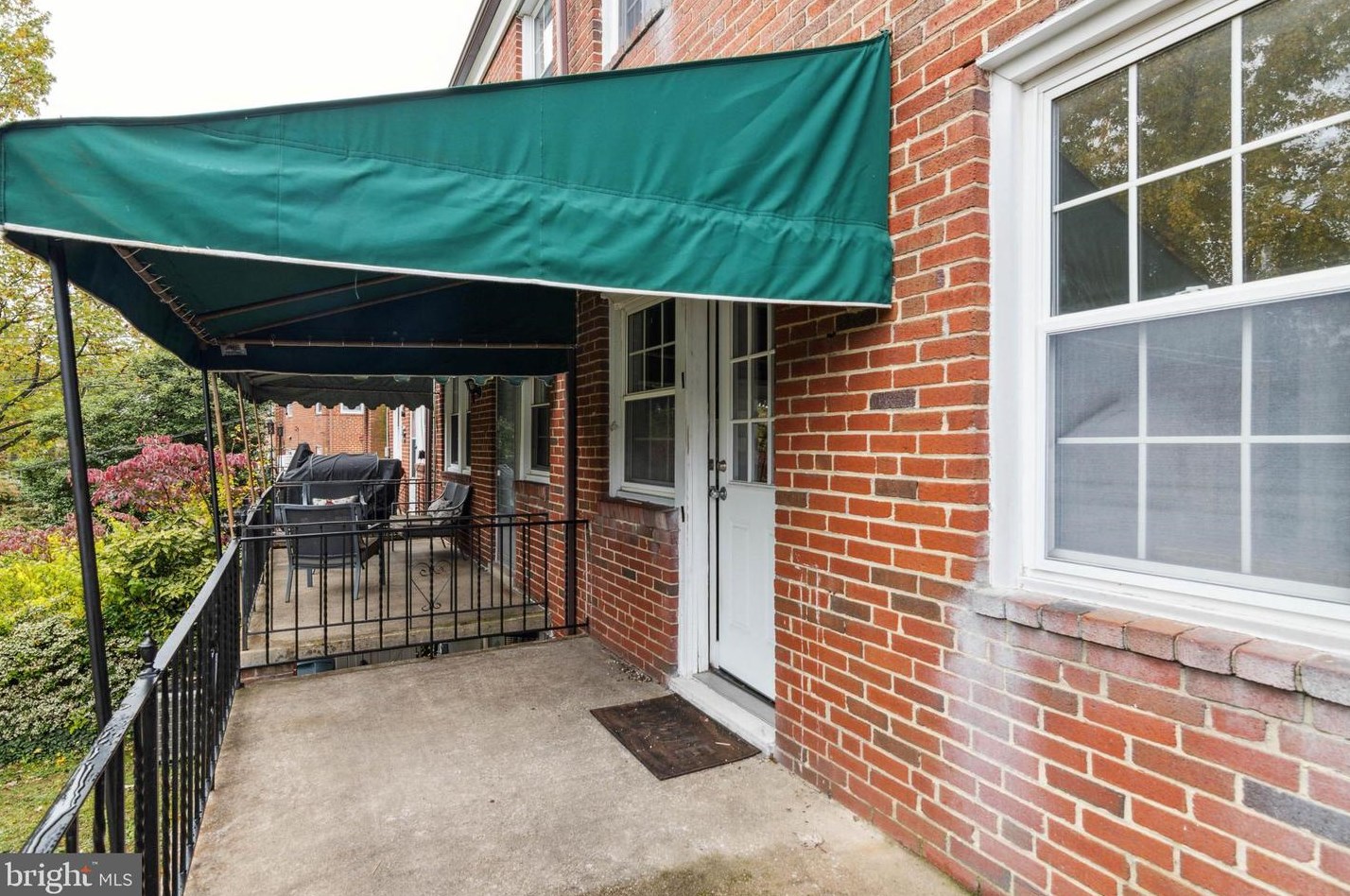 363 Whitfield Rd, Baltimore MD 21228-1809 exterior