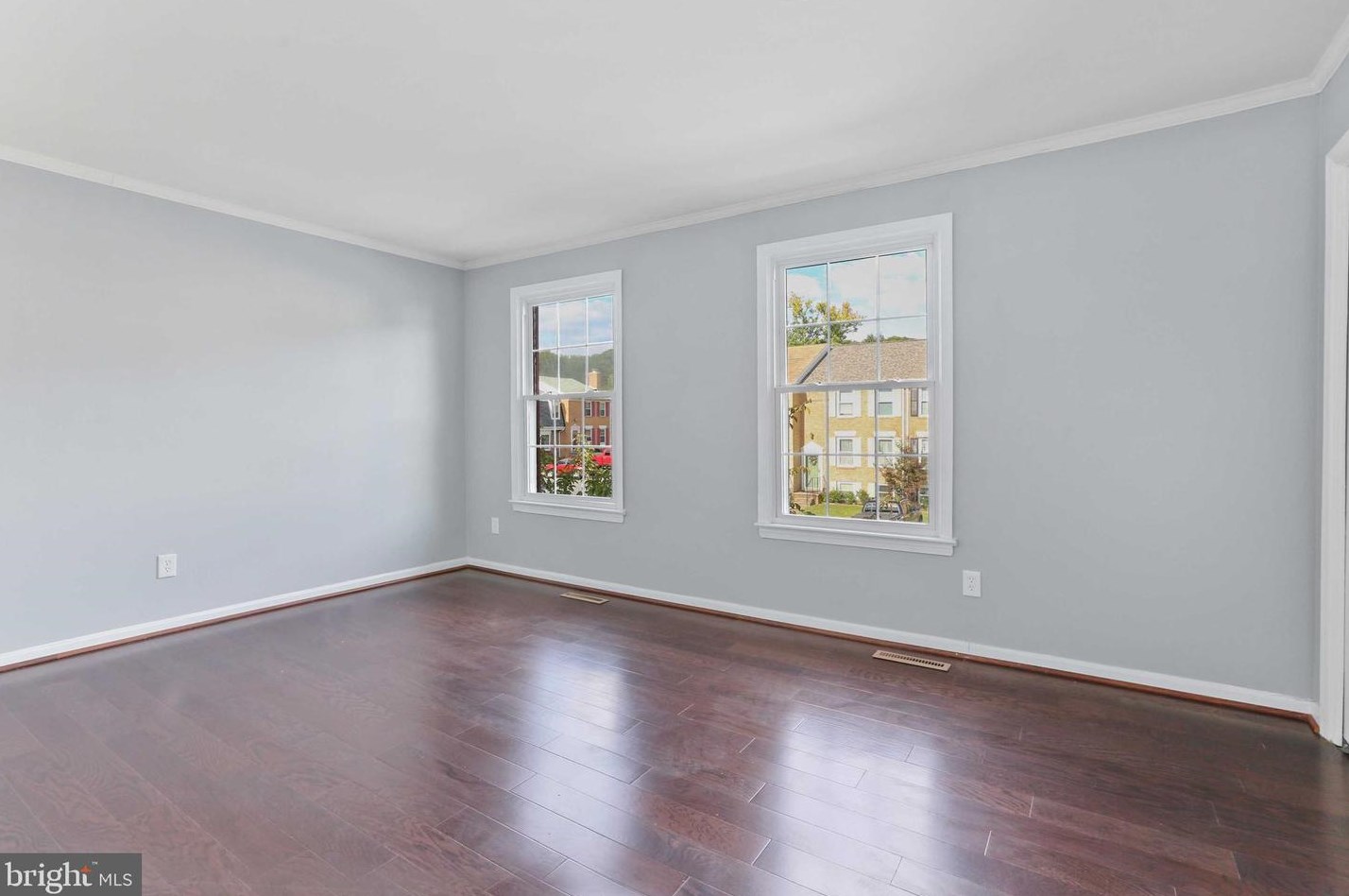 5804 Richardson Mews Sq, Baltimore MD  21227-4212 exterior