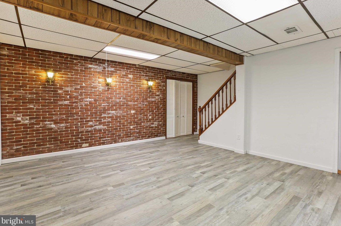 5804 Richardson Mews Sq, Baltimore MD  21227-4212 exterior