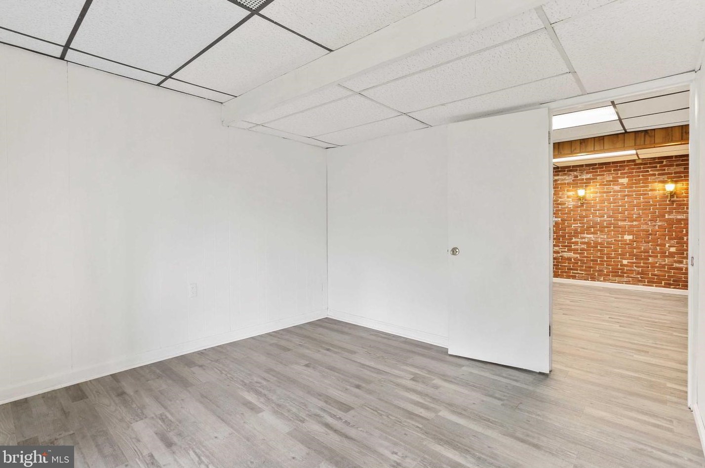 5804 Richardson Mews Sq, Baltimore MD  21227-4212 exterior