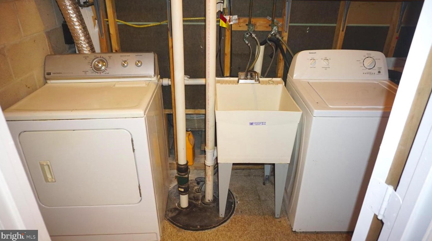 234 Baltimore Ave, Baltimore MD  21222-4206 exterior