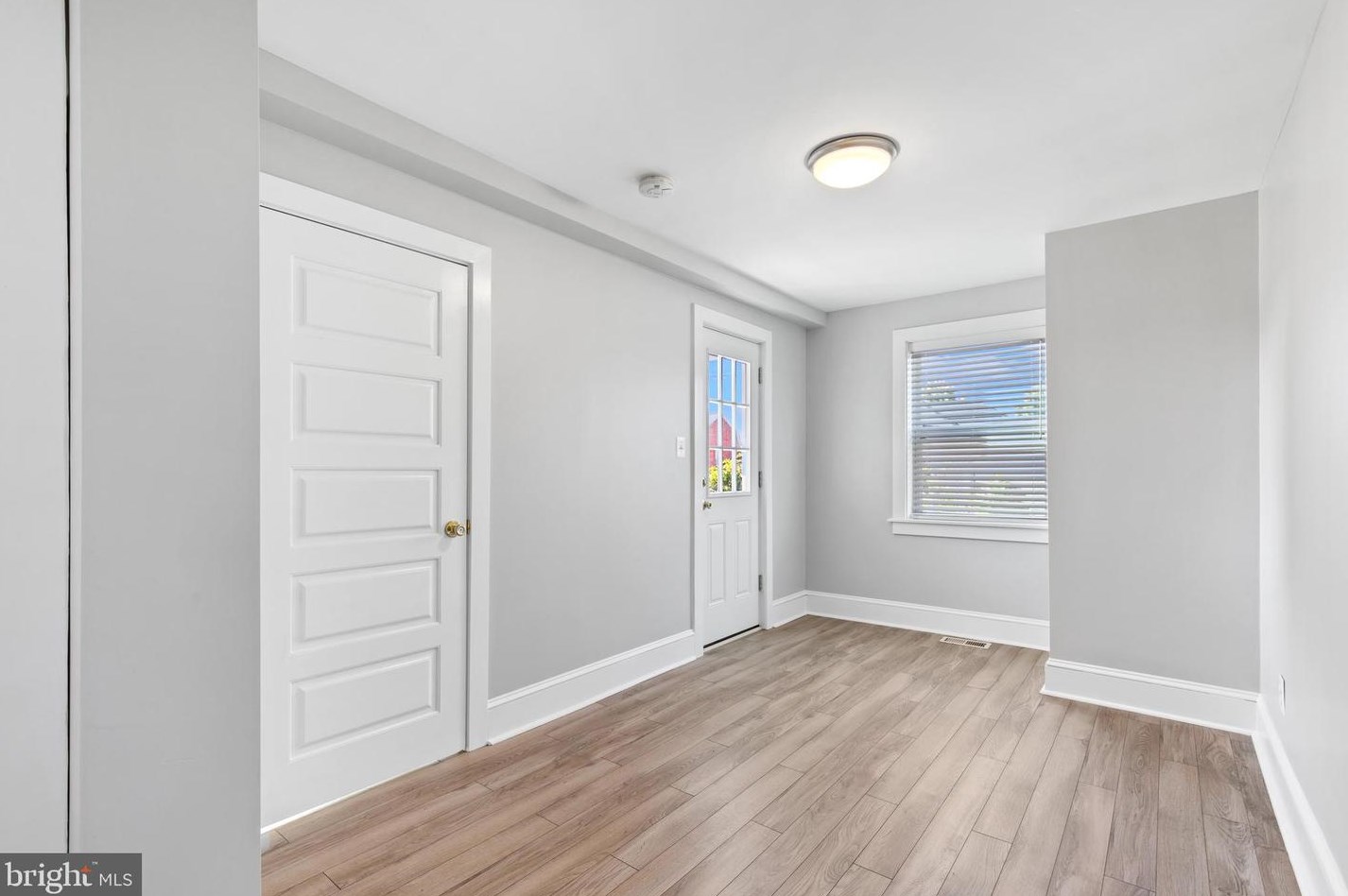 6801 Youngstown Ave, Baltimore MD  21222-1026 exterior