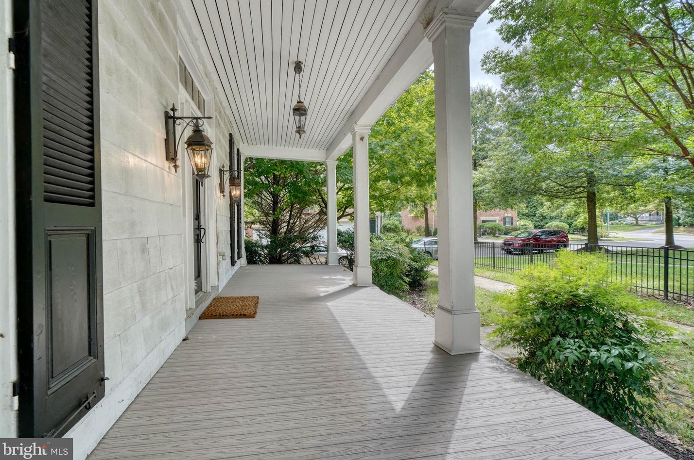 210 Anvil Way, Baltimore MD 21212-1301 exterior