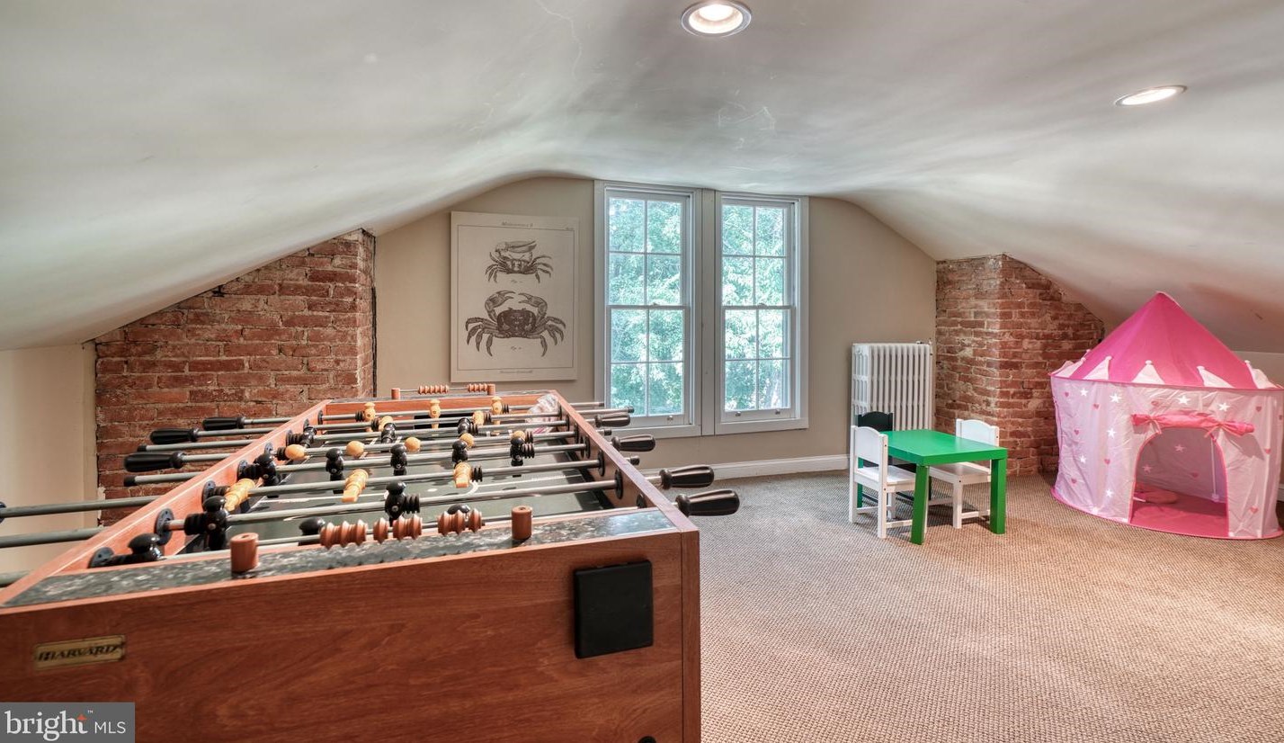 210 Anvil Way, Baltimore MD 21212-1301 exterior