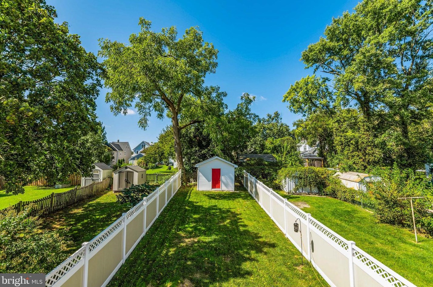 52 Mellor Ave, Baltimore MD 21228-5105 exterior