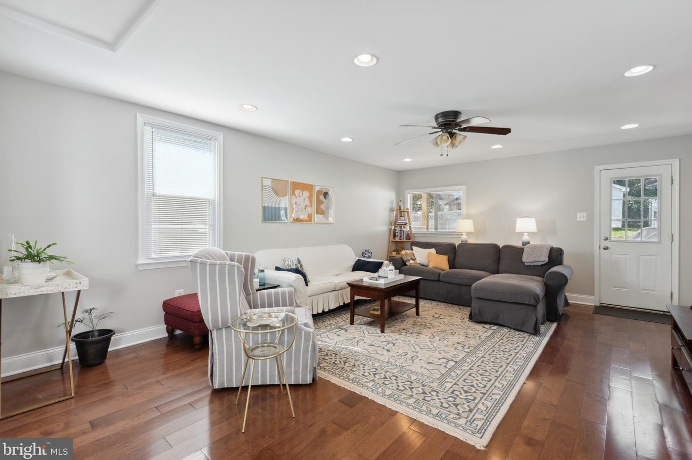 52 Mellor Ave, Baltimore MD 21228-5105 exterior