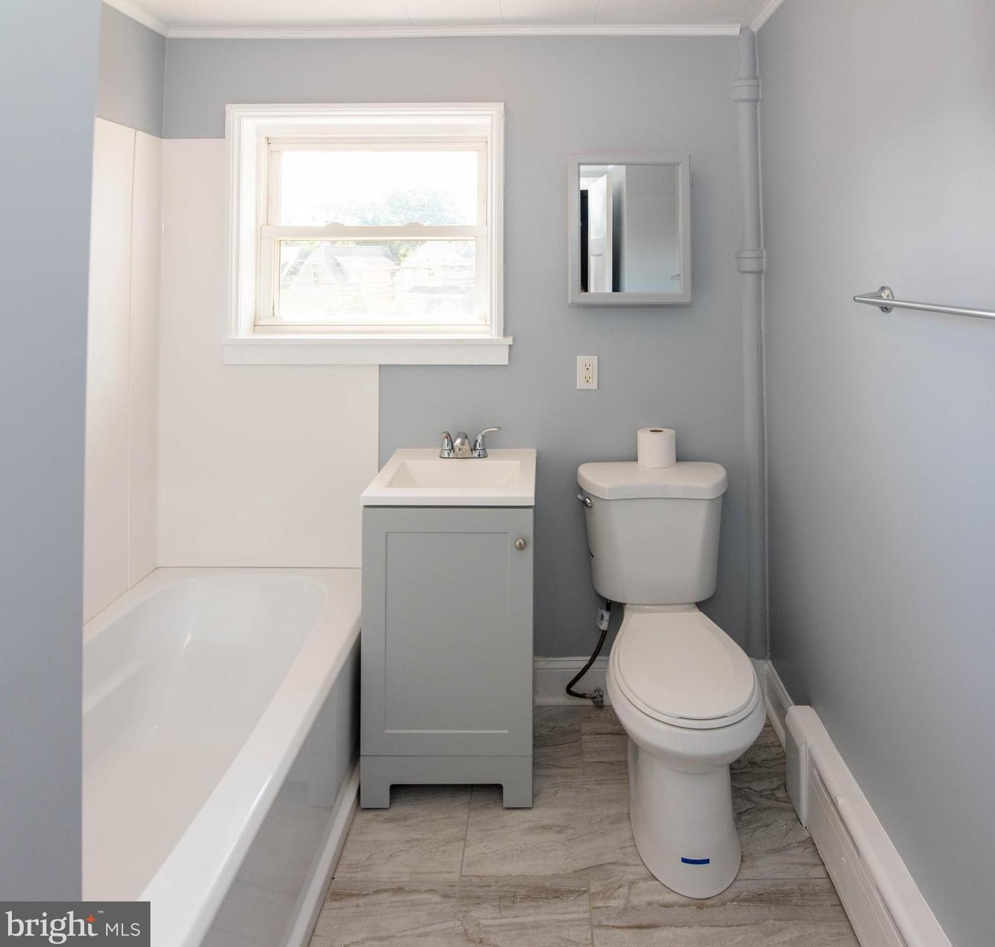 24 Portship Rd, Baltimore MD 21222-3855 exterior