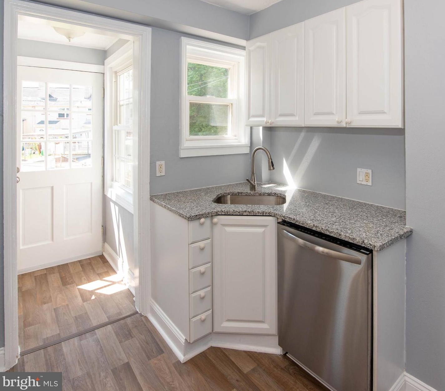 24 Portship Rd, Baltimore MD 21222-3855 exterior