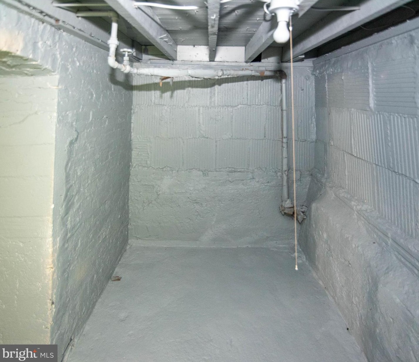 24 Portship Rd, Baltimore MD 21222-3855 exterior